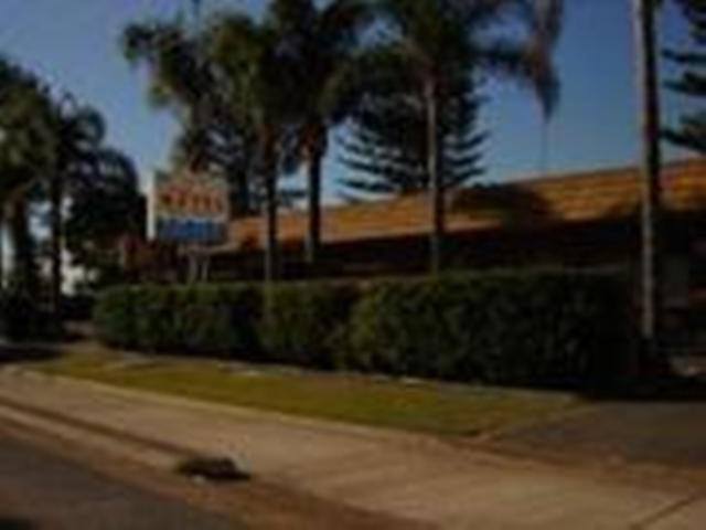 Black Swan Waterfront Motel (Adults Only) Swansea Buitenkant foto