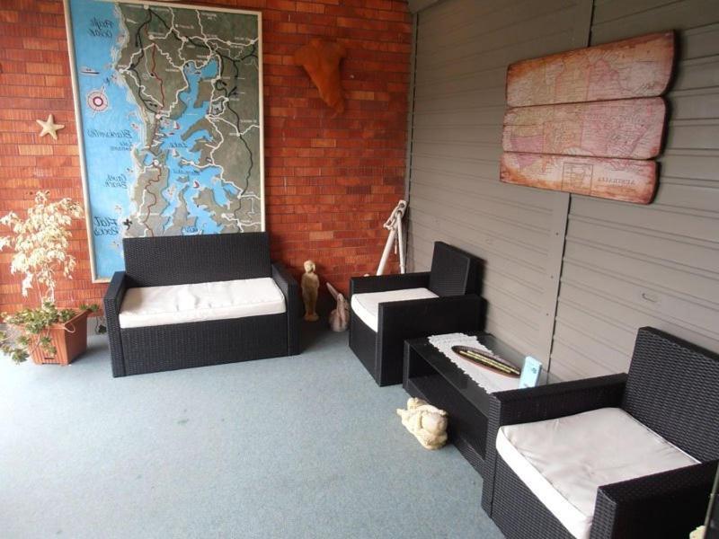 Black Swan Waterfront Motel (Adults Only) Swansea Buitenkant foto